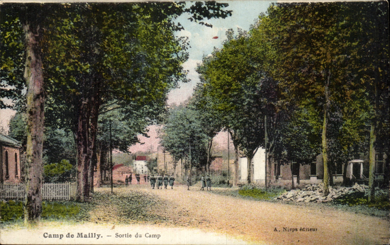 Camp de Maillly — Sortie du Camp — A. Nieps éditeur - Recto