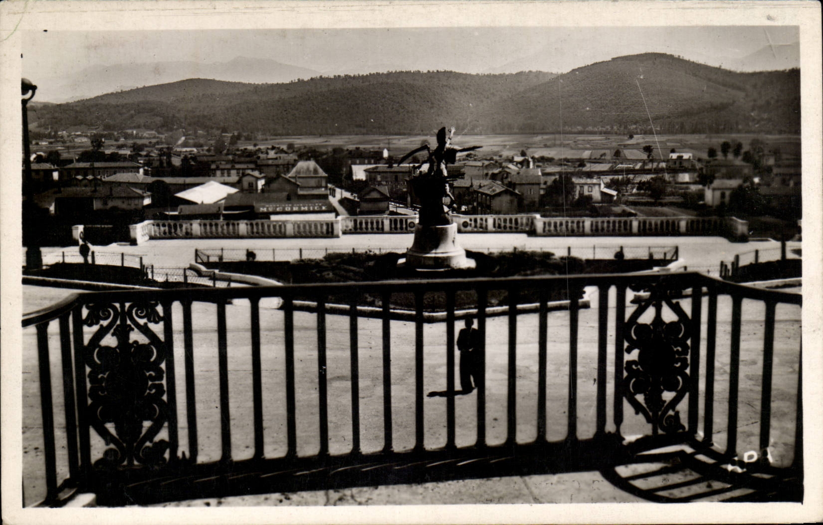 Saint-Gaudens (Haute-Garonne) — Belvédère. Vue sur les Pyrénées — Les Éditions Arpoux-Albi, n°20