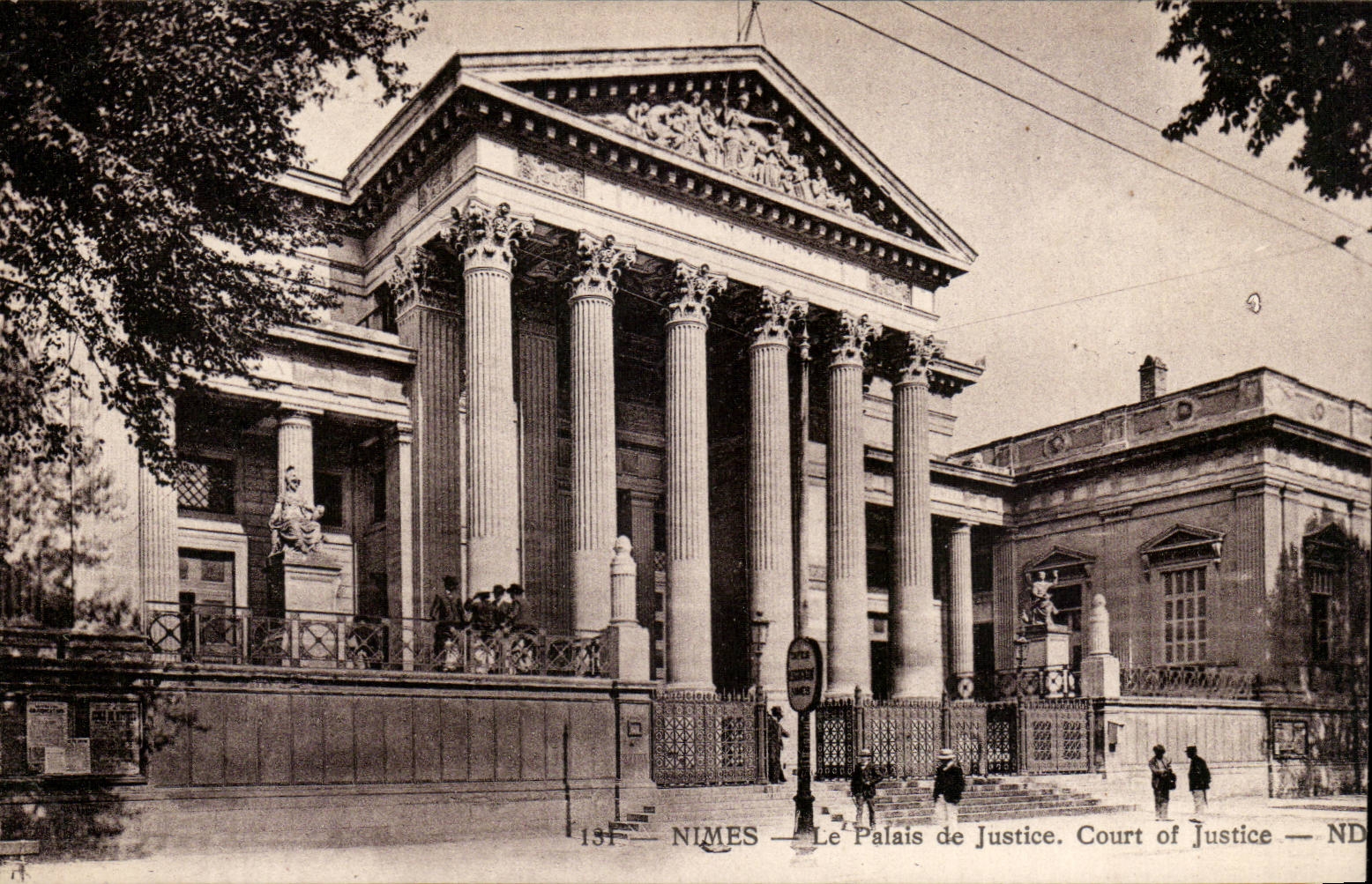 CPA Nimes Le palais de justice