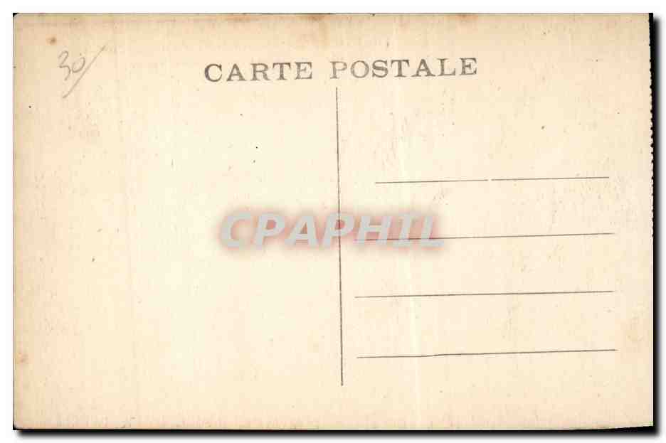 CPA Nimes Boulevard Victor Hugo (au fond le grand theatre et la tour Magne) — Rückseite