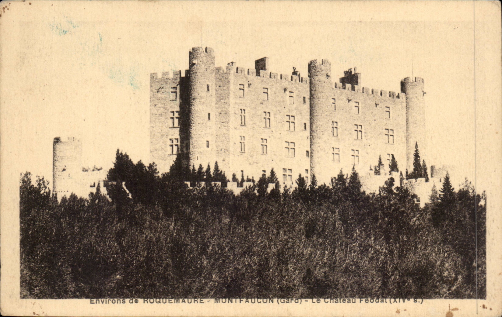 CPA Environs de Roquemaure Montfaucon Le chateau feodal