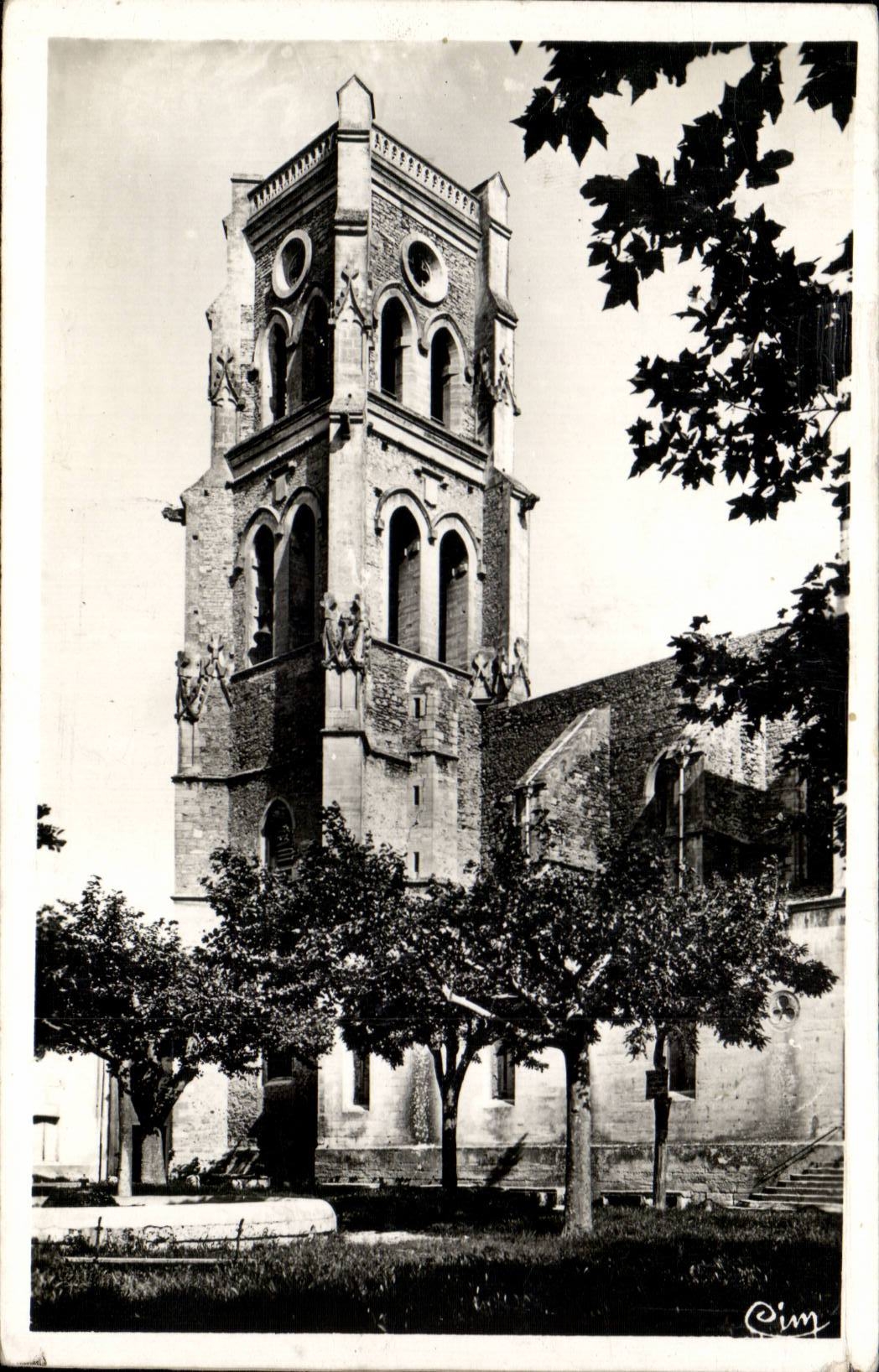 CPA Pont Saint Esprit L'eglise St Saturnin