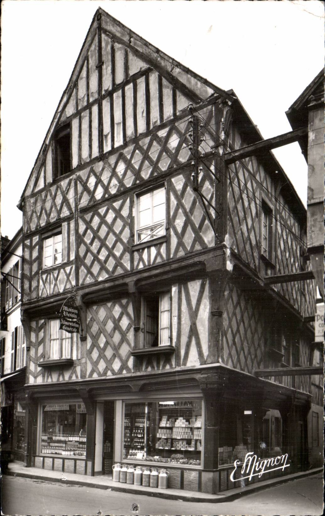 Maison du XVe siècle — Dreux (Eure-et-Loir) — Éditions de Luxe E. Mignon