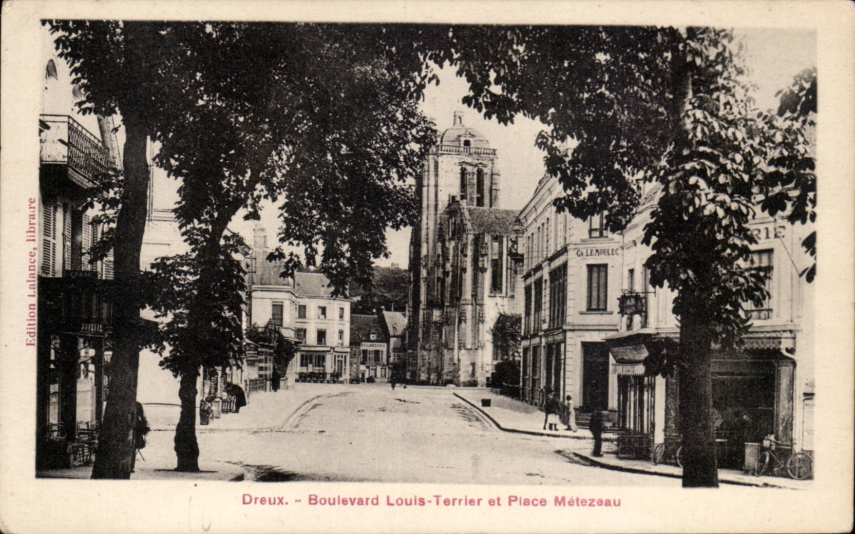 Dreux — Boulevard Louis-Terrier et Place Métezeau — Édition Lalance, libraire