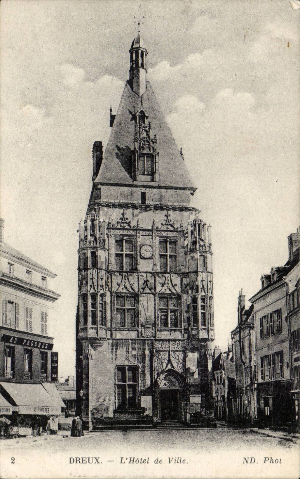 CPA Dreux L'hotel de ville