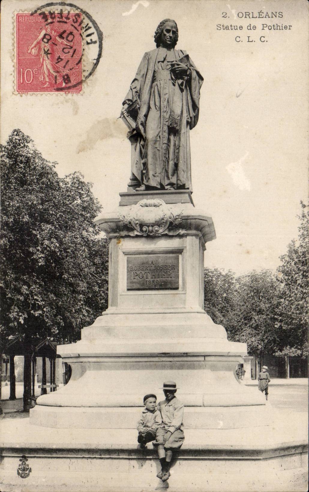 CPA Orleans Statue de Pothier