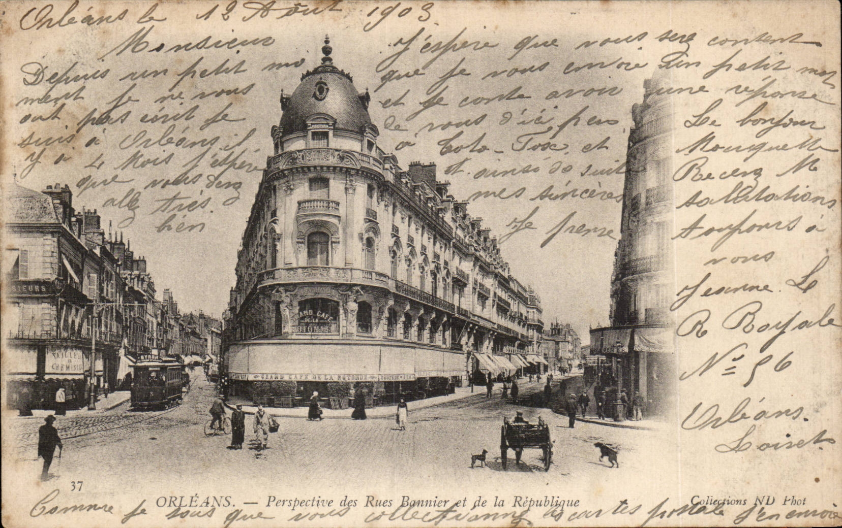 CPA Orleans Perspective des rues Bannier et de la Republique