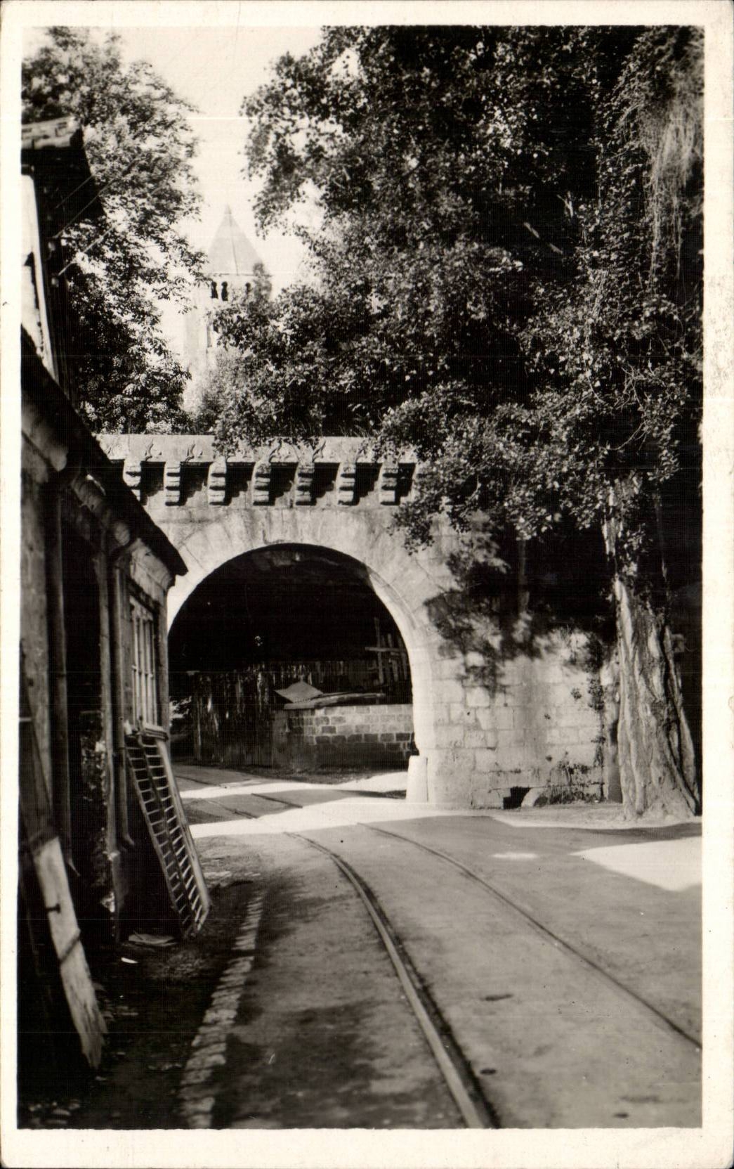 CPA Brantome La porte des reformes