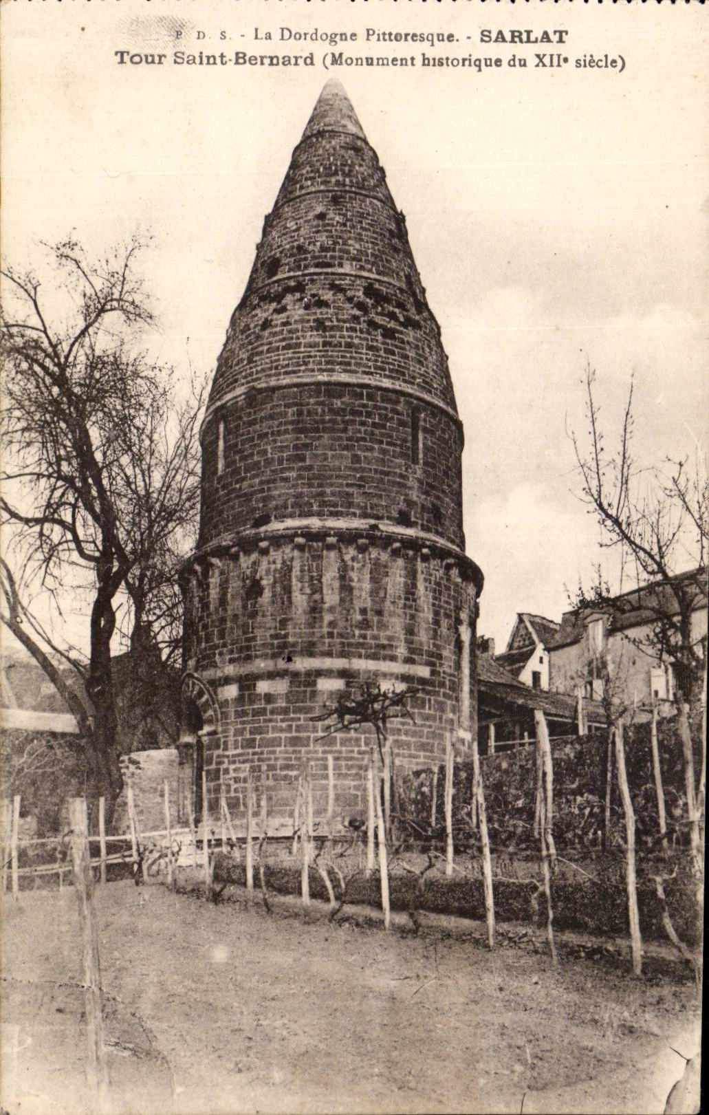 Tour Saint-Bernard — Monument historique du XIIe siècle — D.S. La Dordogne Pititeresque, Sarlat