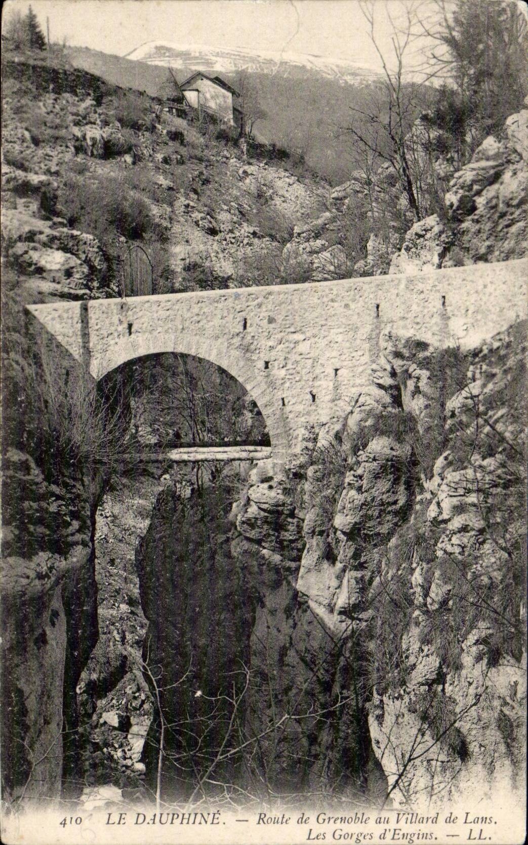 CPA Dauphine Route de Grenoble au Villard de Lans Les gorges d'engins