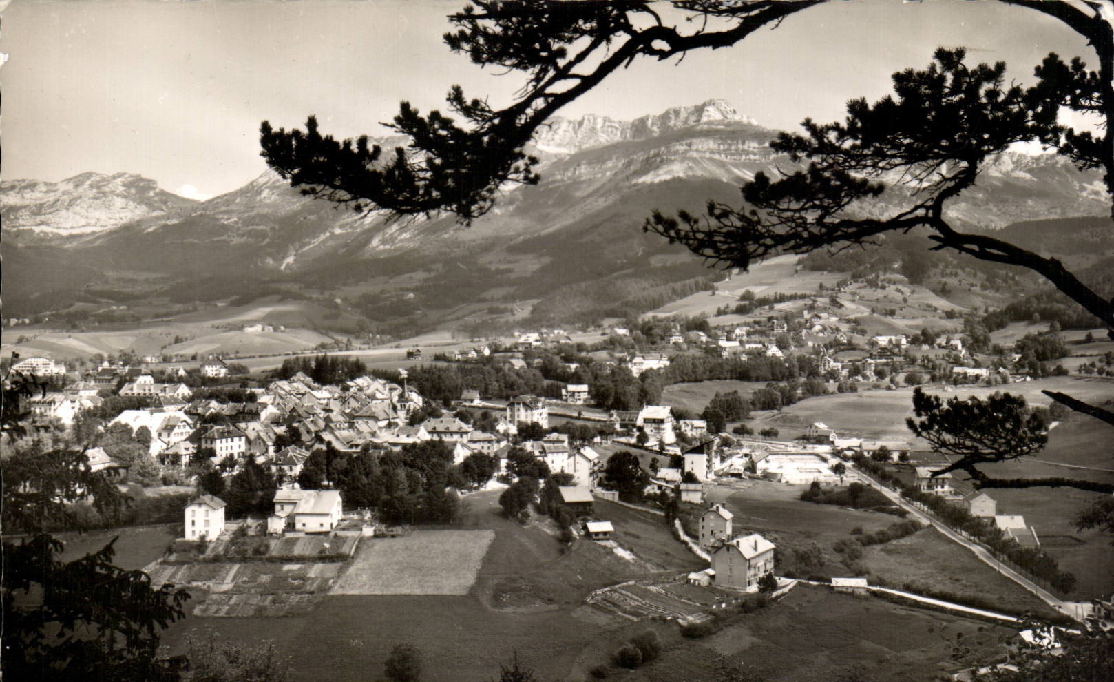 Villard-de-Lans (Alt. 1050 m.) — Vue générale — Éditions des Alpes, n° 3623