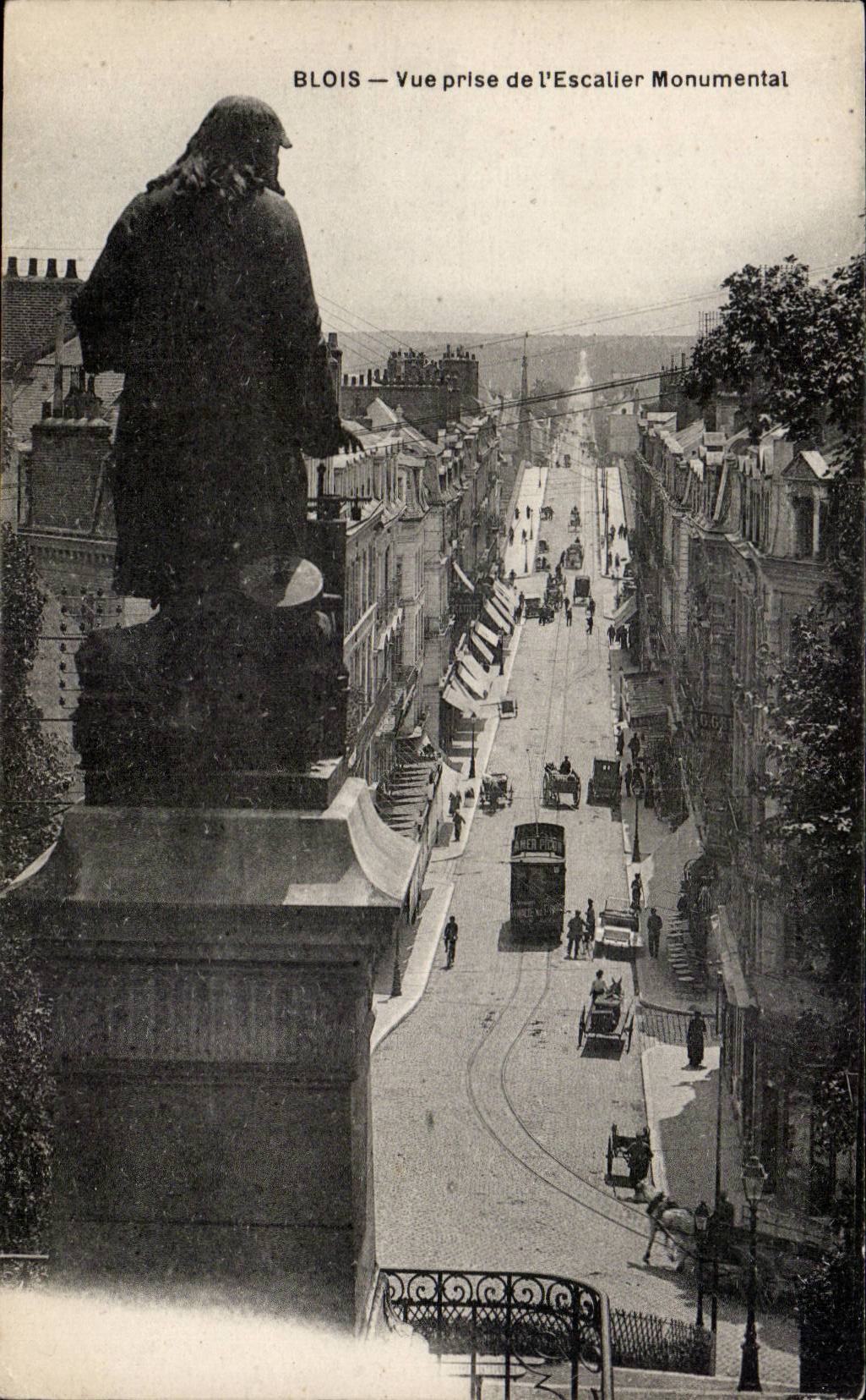 CPA Blois Vue prise de l'escalier monumental
