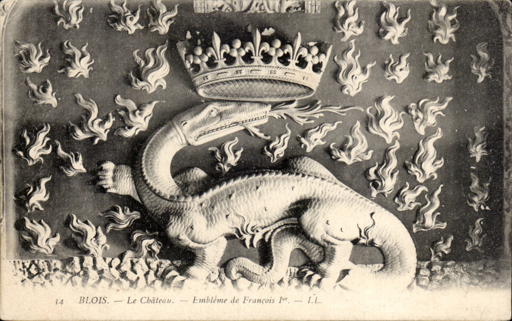 CPA Blois Le chateau Embleme de Francois 1er