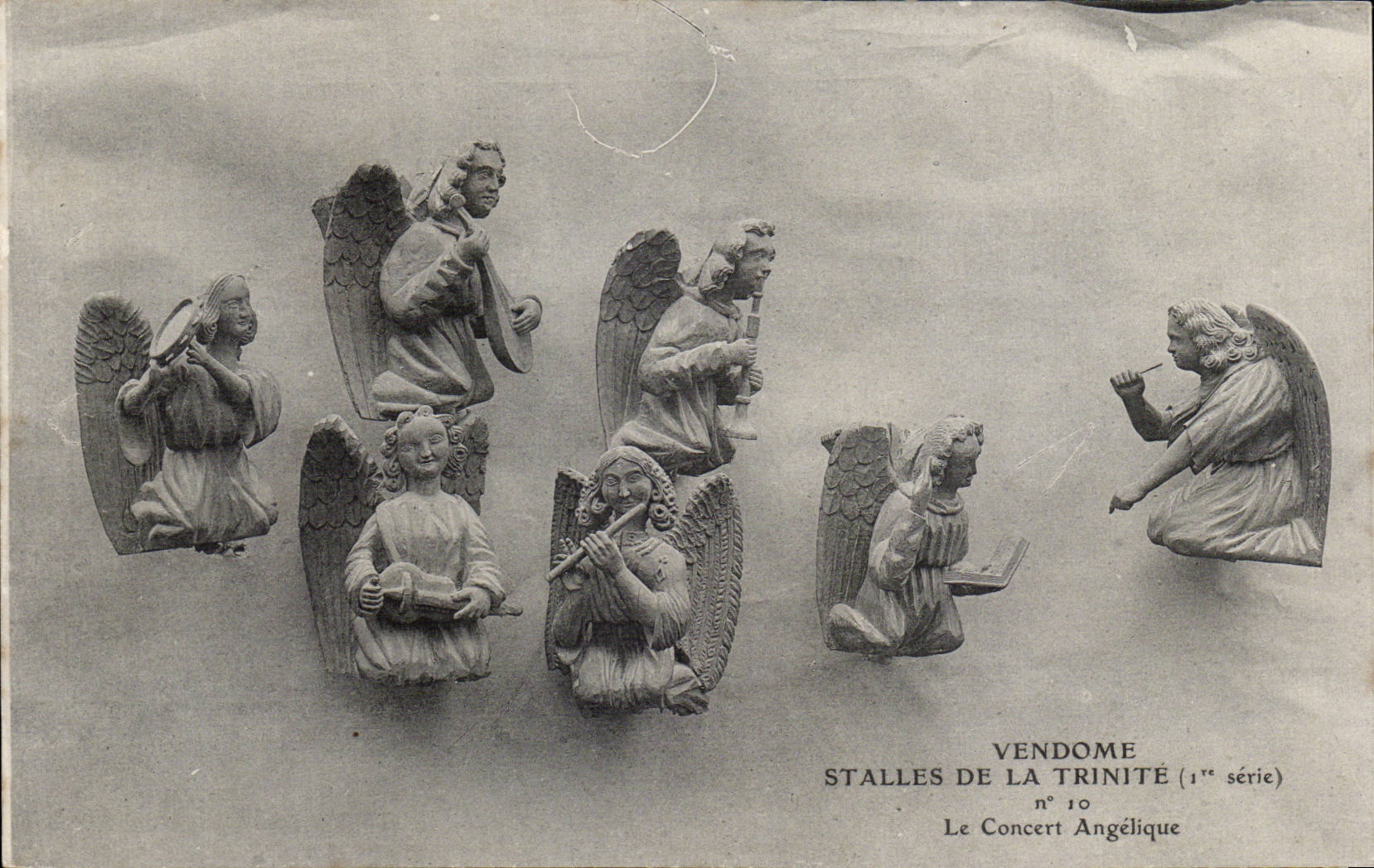Vendôme — Stalles de la Trinité (1ère série) n°10 — Le Concert Angélique