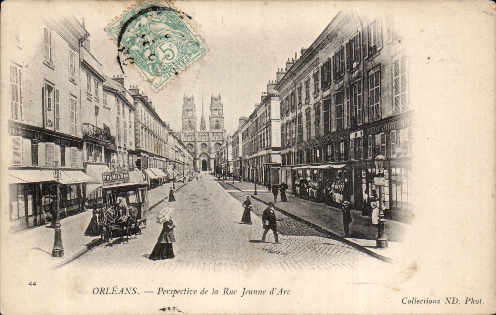 CPA Orleans Persective de la rue Jeanne d'Arc