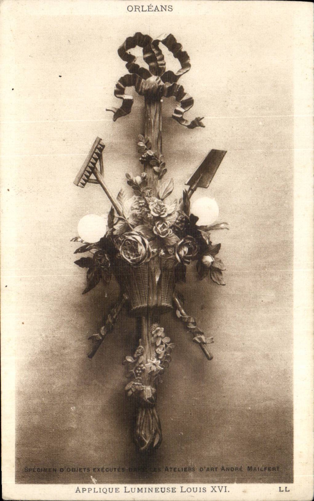 CPA Orleans Applique lumineuse Louis XVI