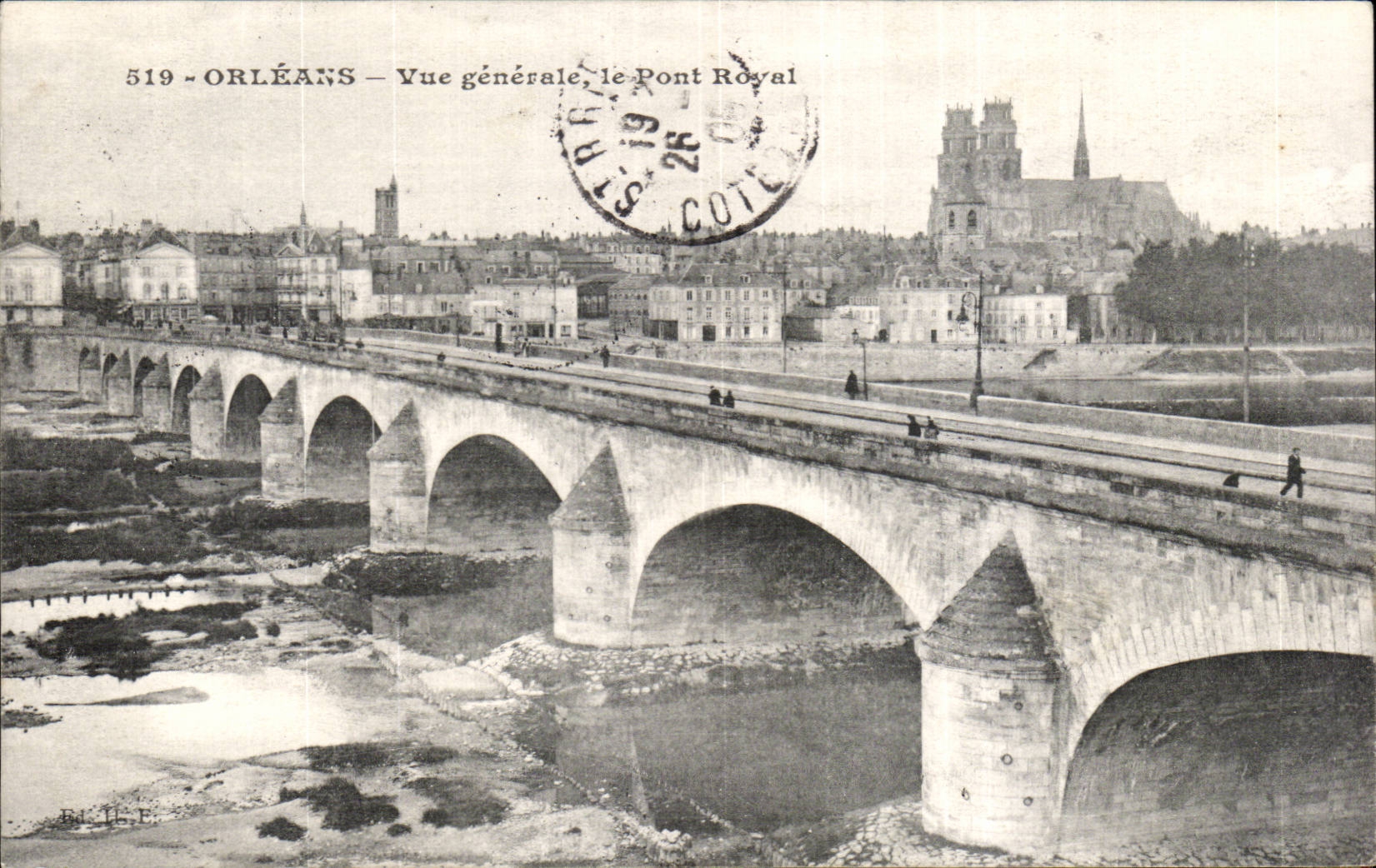 CPA Orleans Vue generale le pont royal