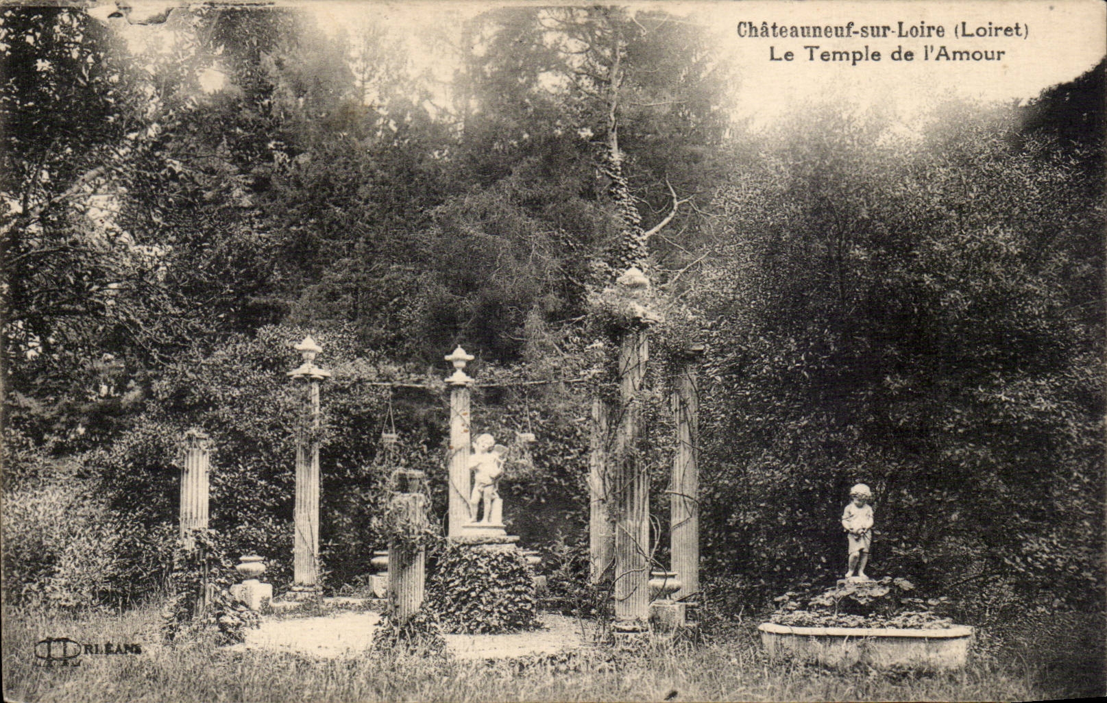 CPA Chateauneuf sur Loire Le temple de l'amour