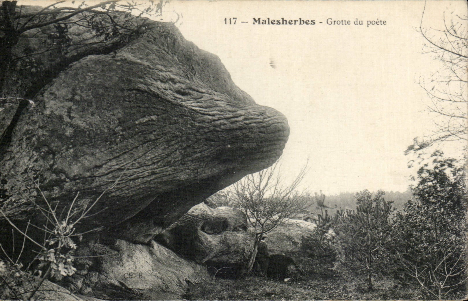 Malesherbes - Grotte du poète — n° 117 — éditeur C.E.B.