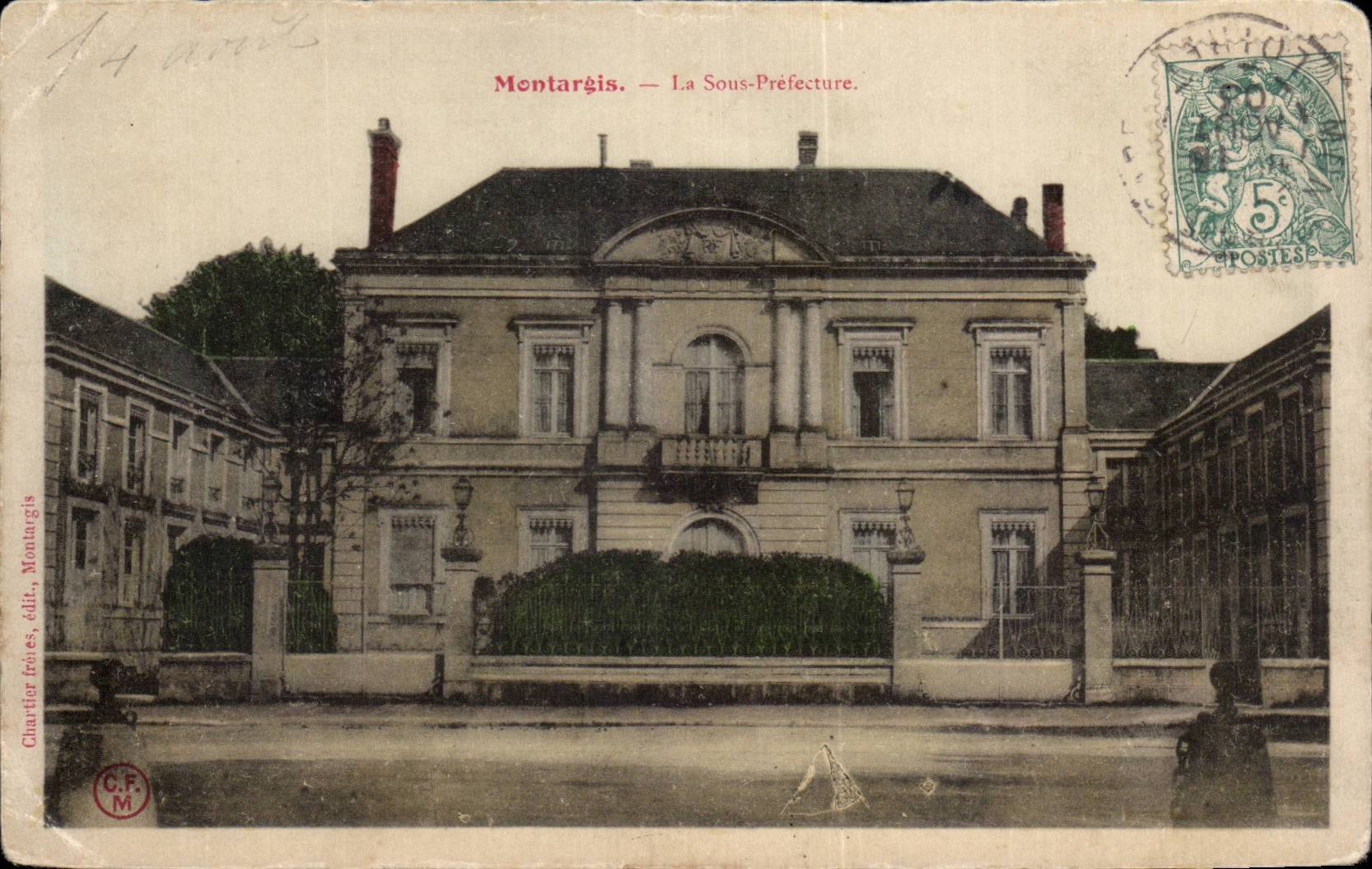 CPA Montargis La sosu prefecture