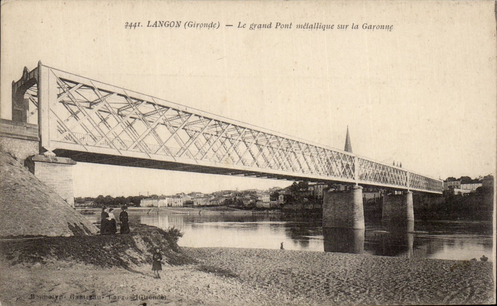 CPA Langon Le grand pont metallique sur la Garonne