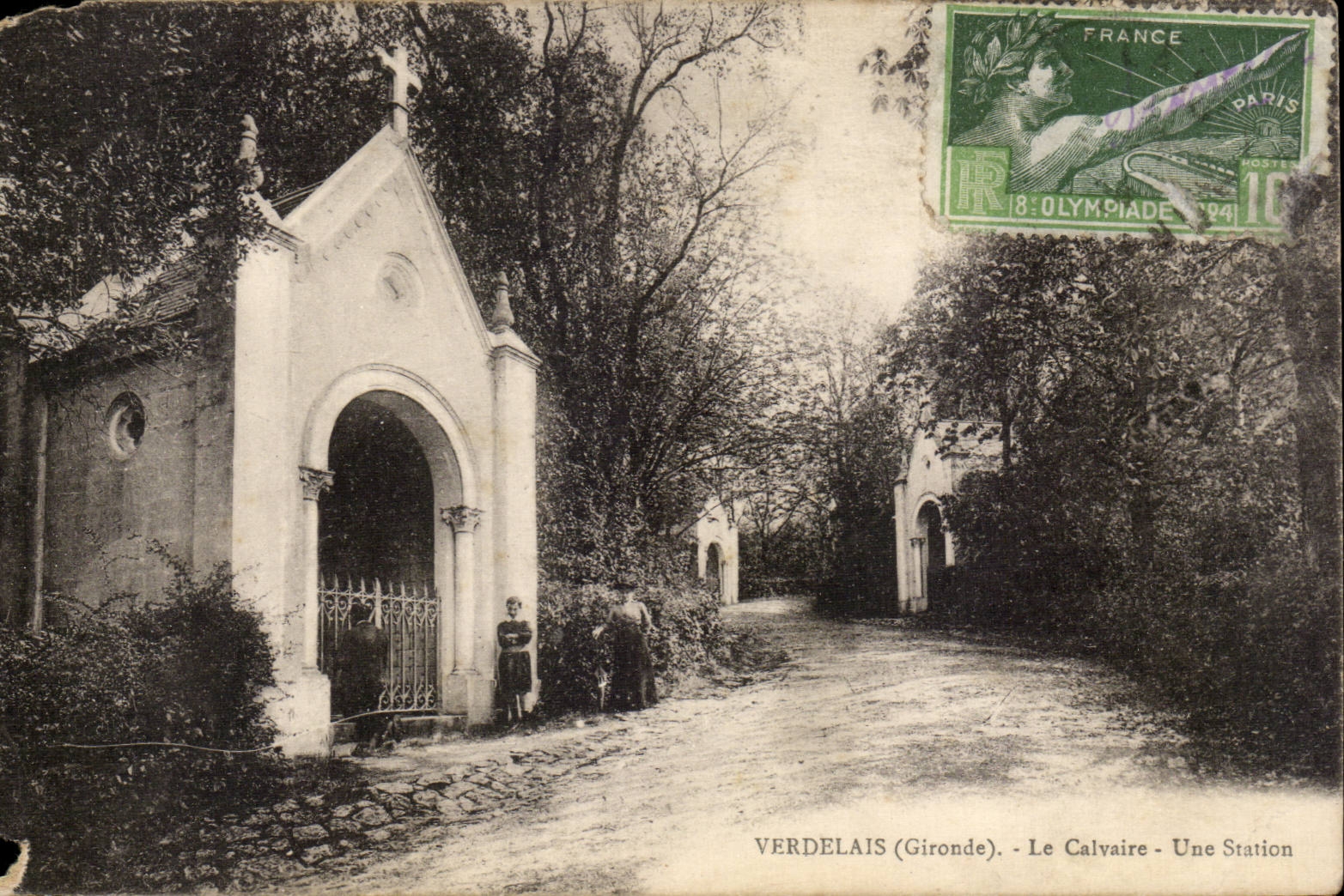 CPA Verdelais Le calvaire Une station