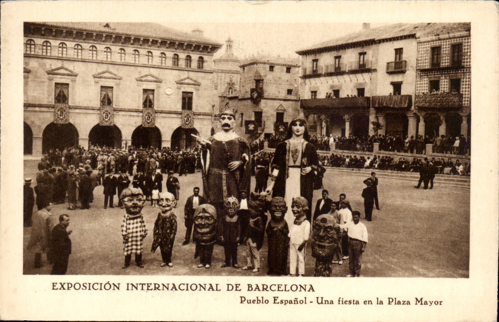 CPA Espagne Spain Espana Exposicion Internacional de Barcelona Pueblo Espanol Una fiesta en la playa Mayor