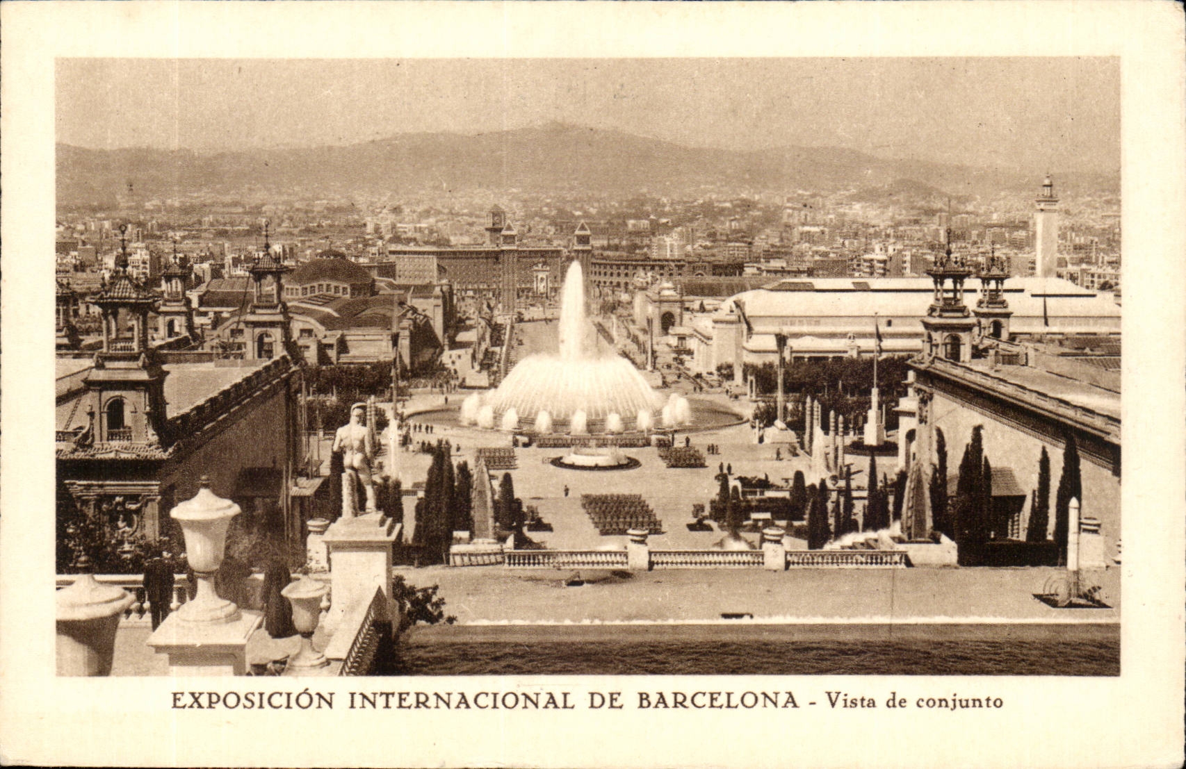 CPA Espagne Spain Espana Exposicion Internacional de Barcelona Vista de conjunto