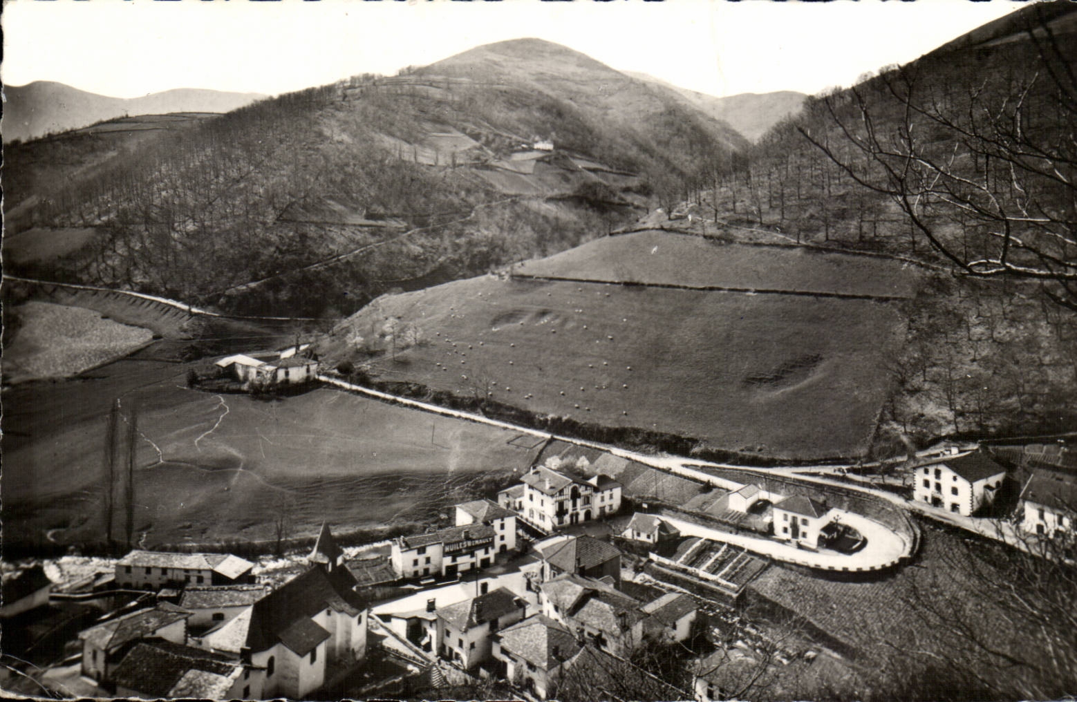 CPSM Espagne Spain Espana Arneguy Carretera de Pamplona