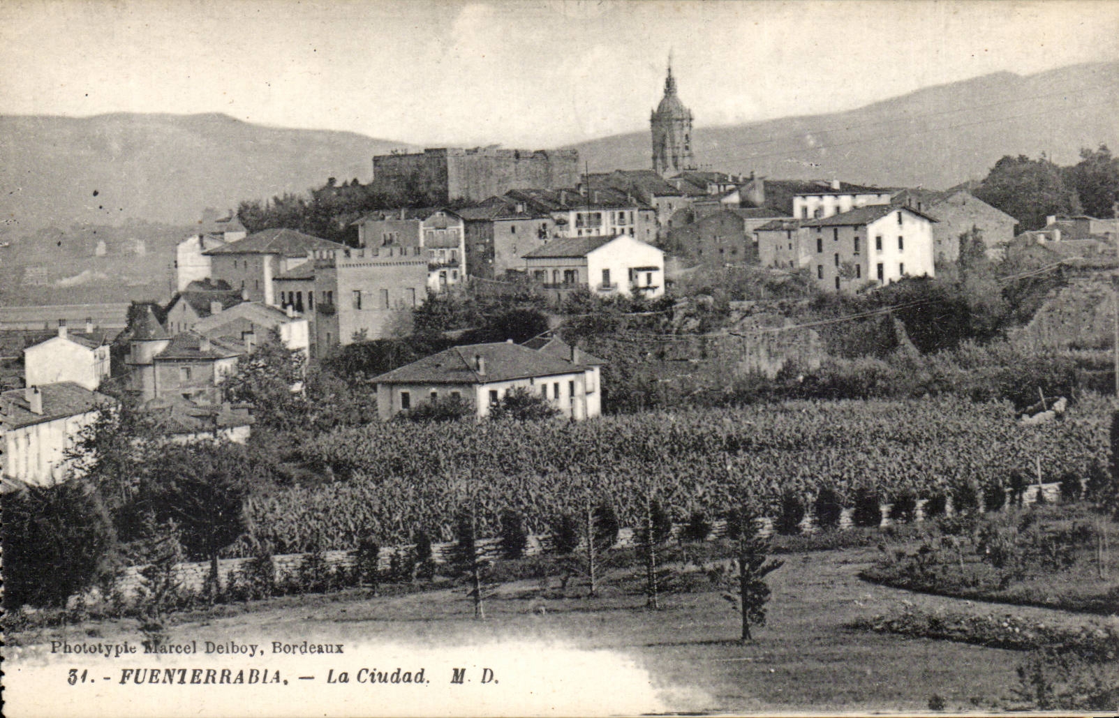 CPA Espagne Espana Spain Fuenterrabia La ciudad