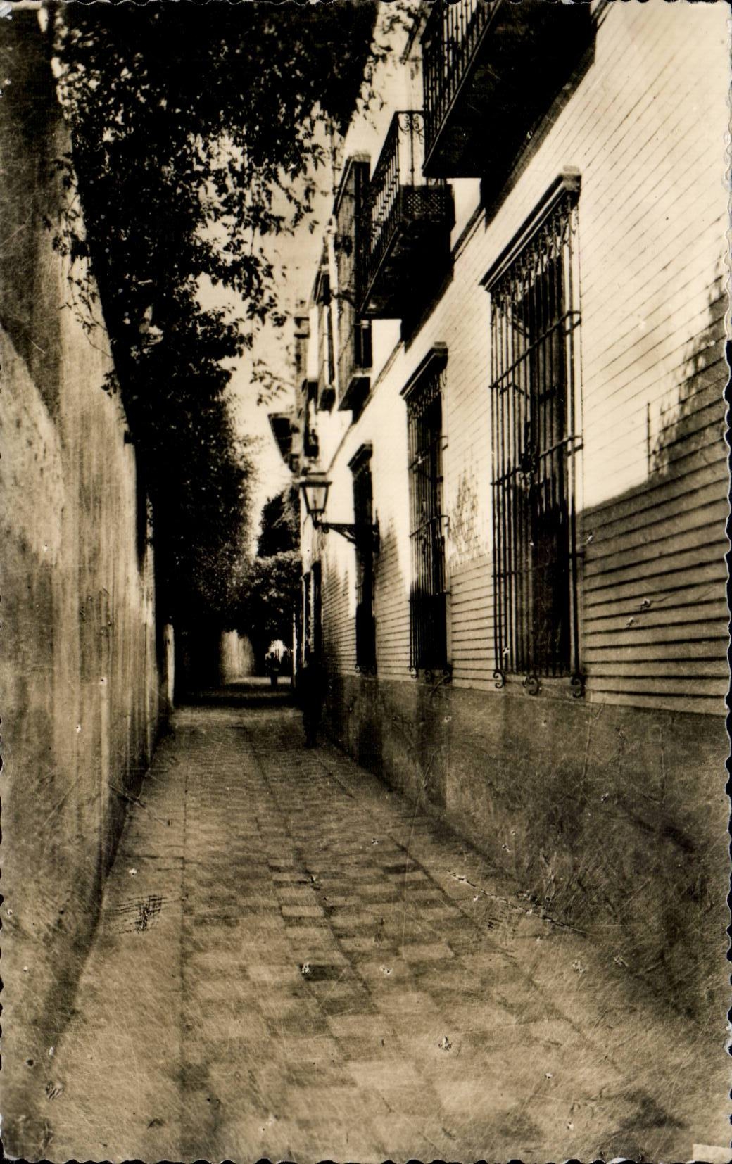 Seville — Callejón del Agua — Éditeur Heliotipia Española, Madrid
