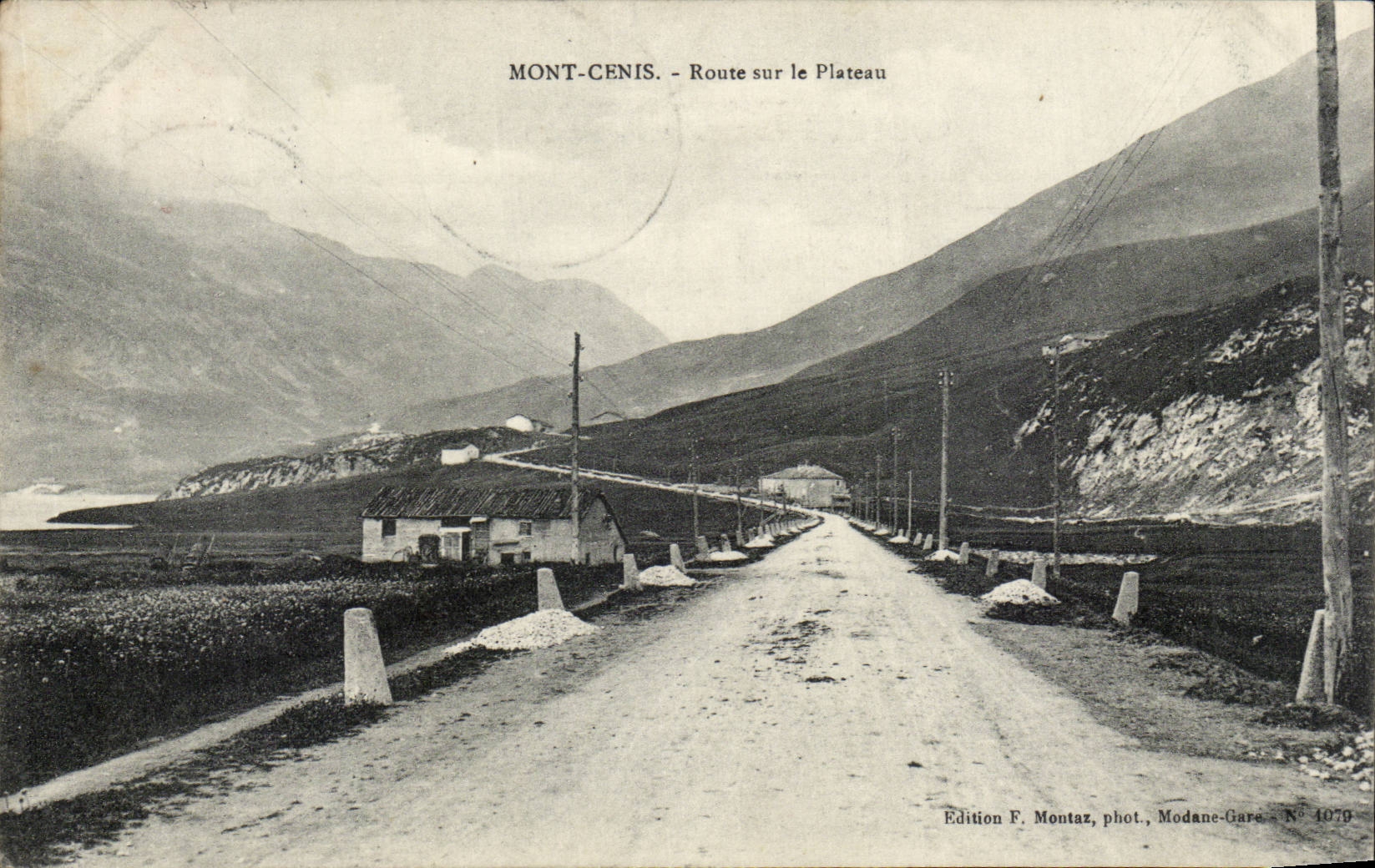 CPA Mont Cenis Route sur le plateau