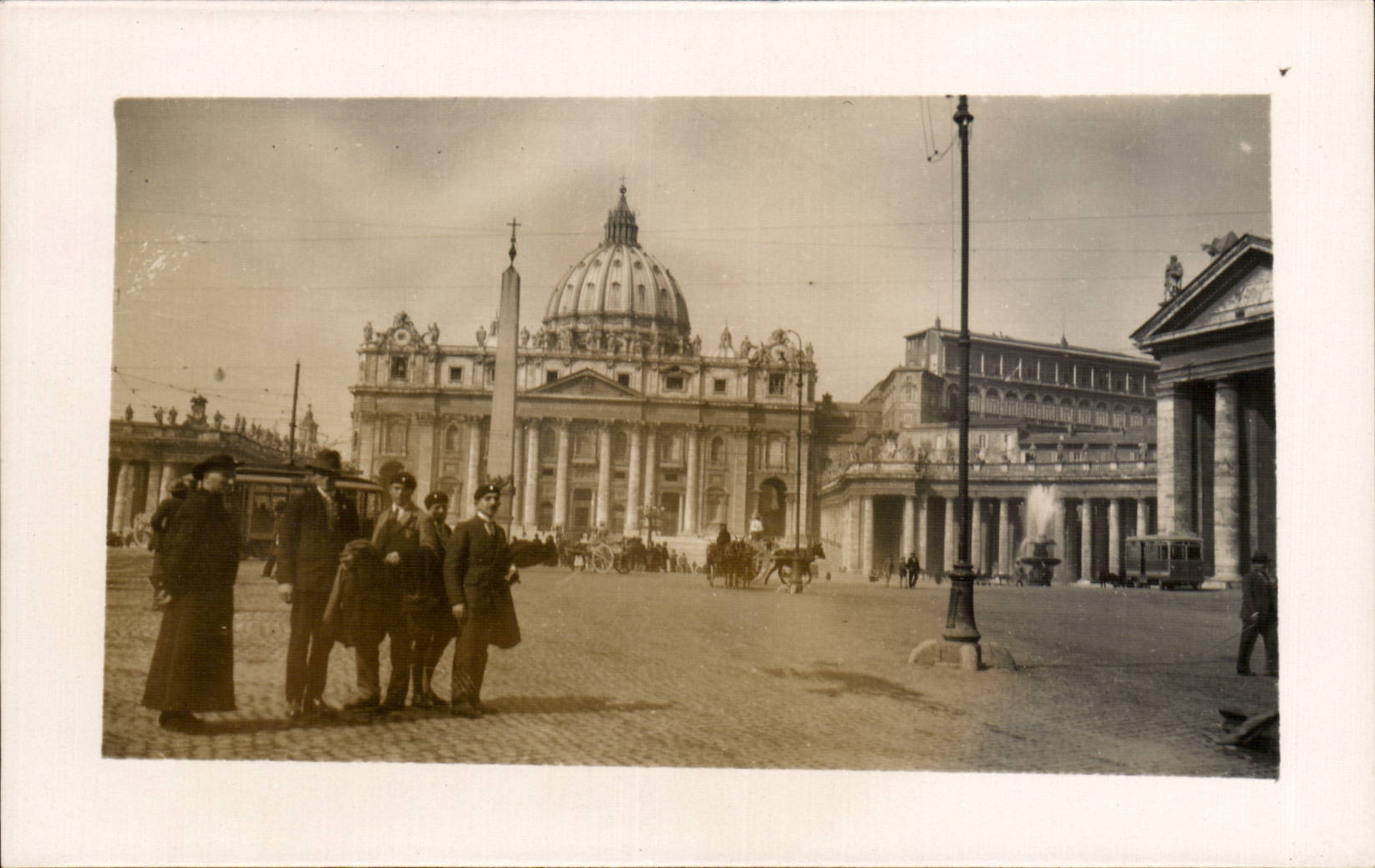 CARTE PHOTO Italia - Italie - Italy - Rome - Roma - Avril 1929 - Place St Pierre CPA 