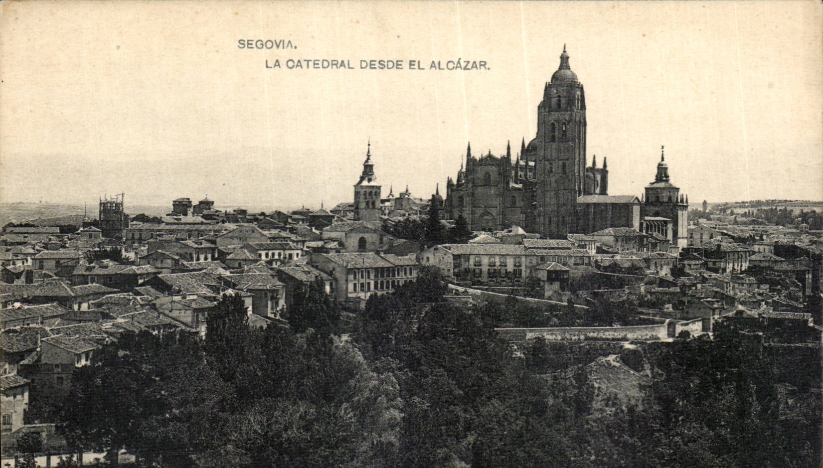 CPA Espagne Spain Espana Segovia La Catedral desde el Alcazar