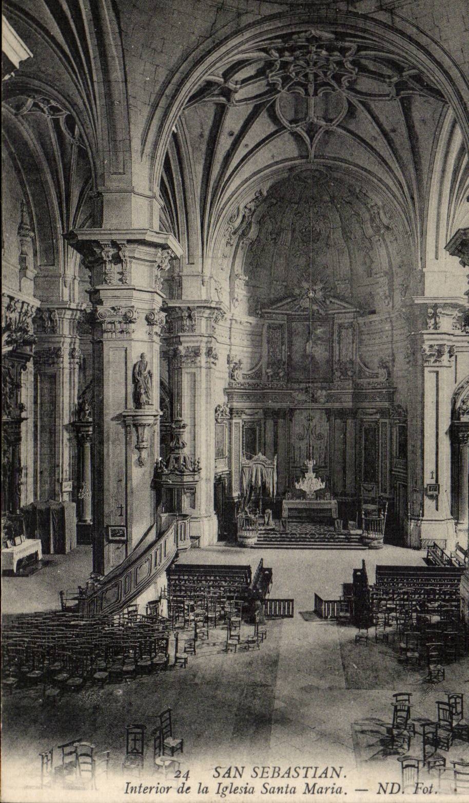CPSM Espagne Espana Spain San Sebastian Interior de la Iglesia Santa Maria