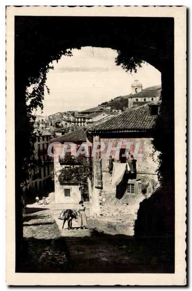 CPA Espagne Spain Espana Laredo Puerta de Bilbao