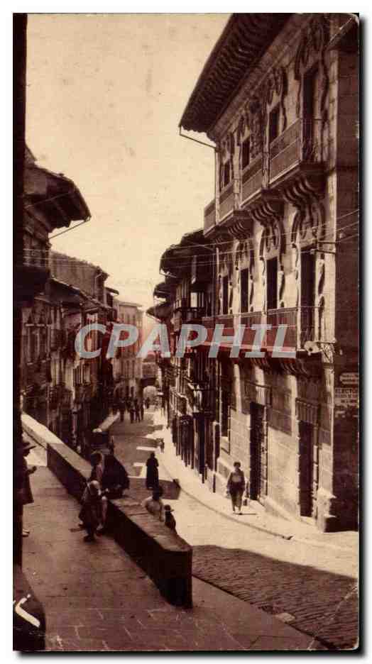 CPA Espagne Spain Espana Fontarabie La grande rue vue de l'eglise