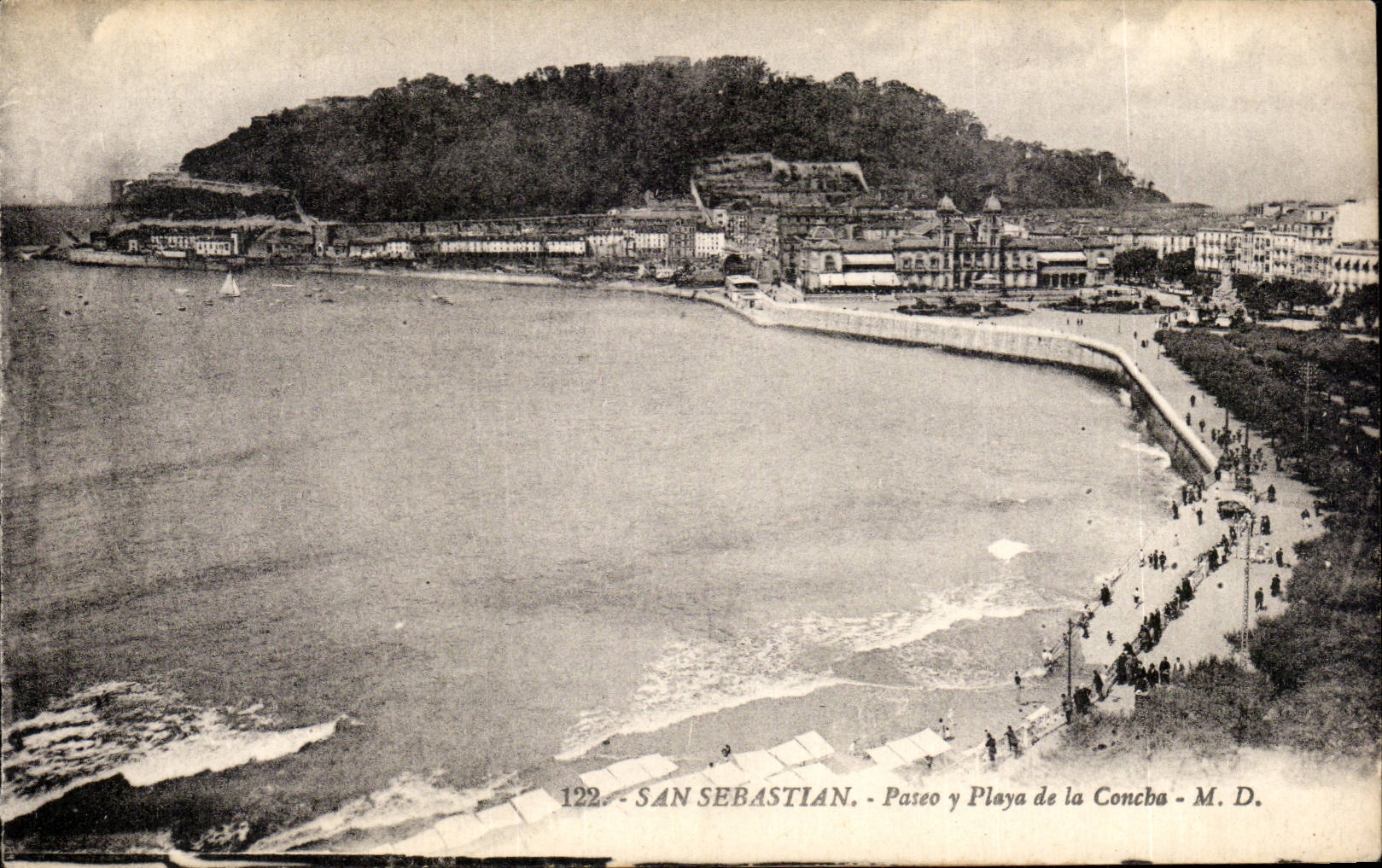 CPA Espagne Spain Espana San Sebastian Paseo y Playa de la Concha