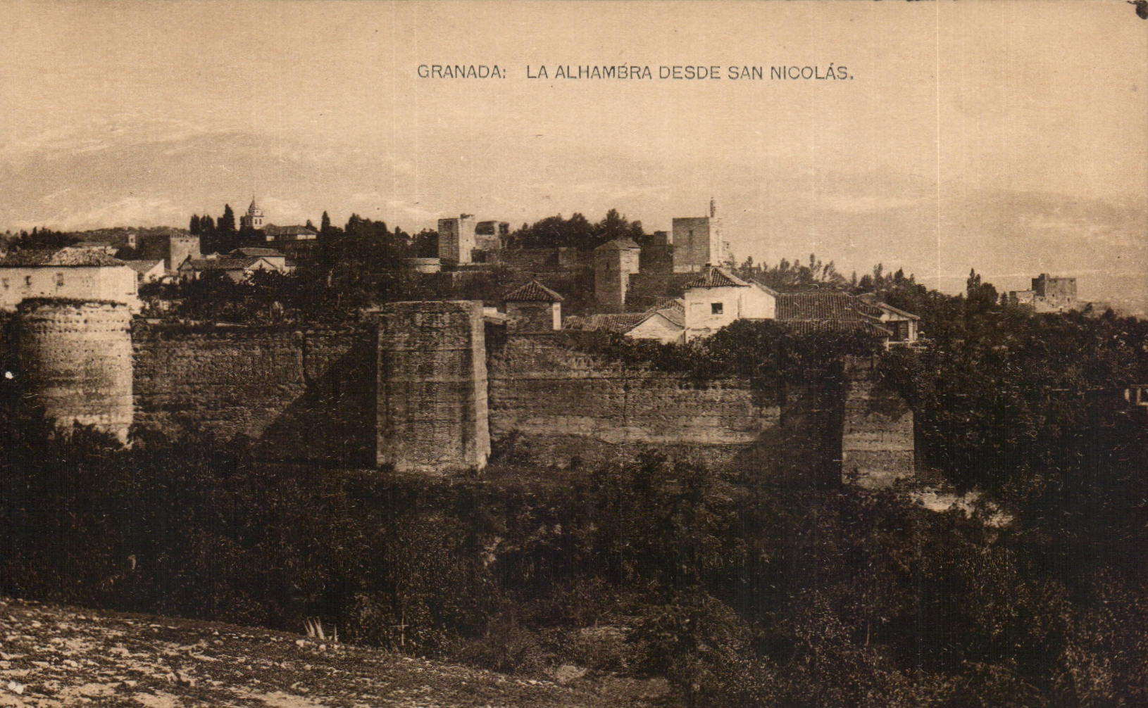 CPA Espagne Spain Espana Granada La Alhambra desde San Nicolas