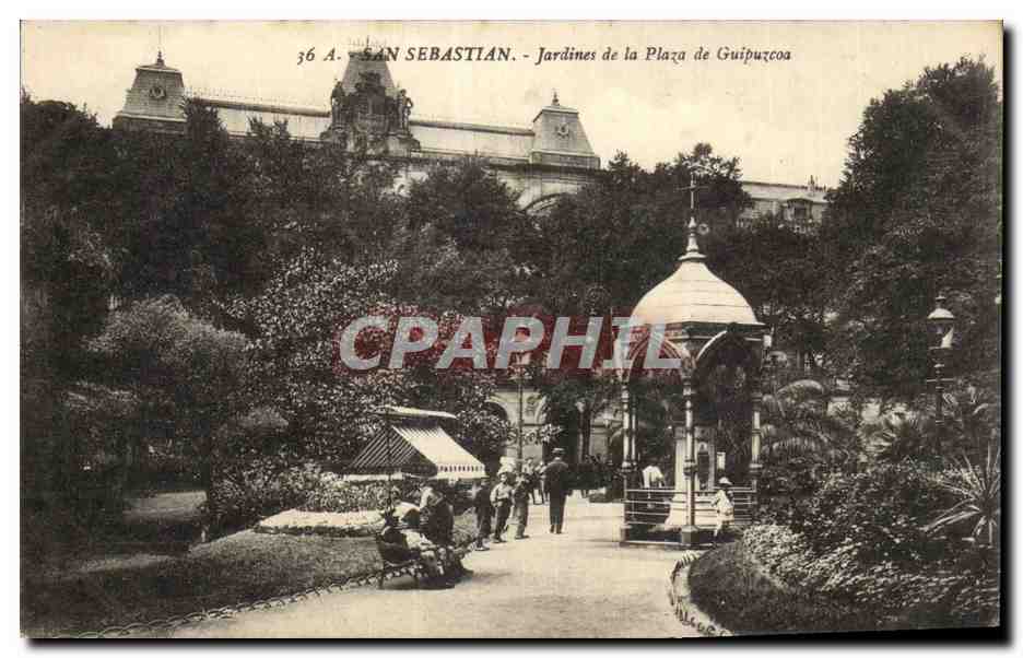 CPA Espagne Spain Espana San Sebastian Jardines de la Plaza de Guipuzcoa