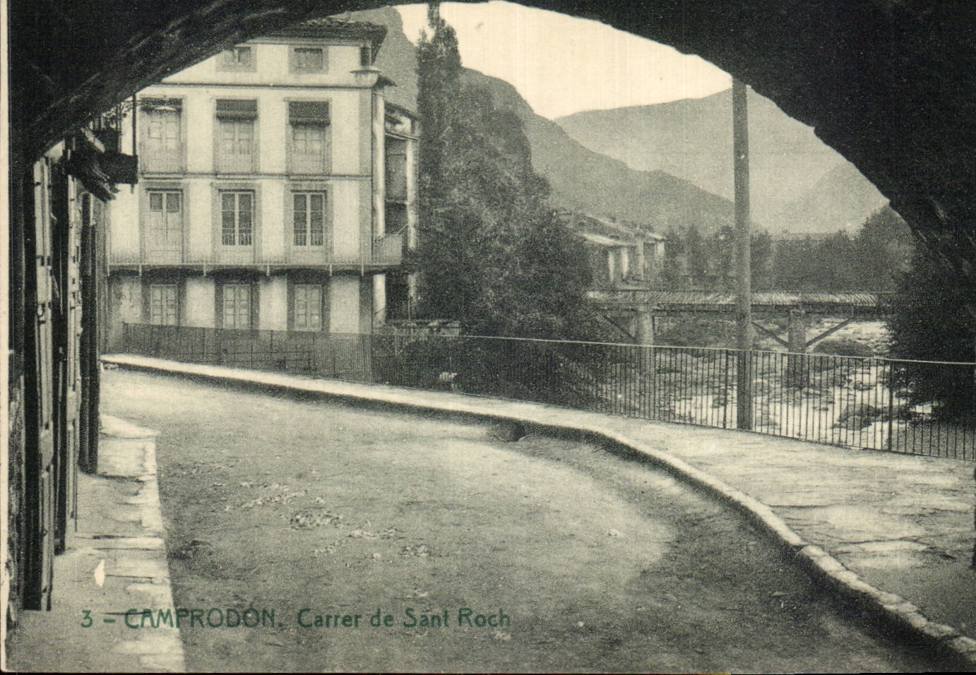 CPA Espagne Spain Espana Camprodon Carrer de Sant Roch