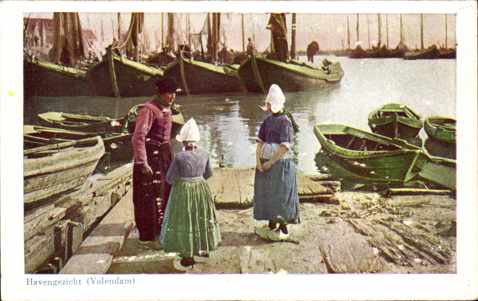CPA Pays Bas Havengezicht Volendam Folklore Costume