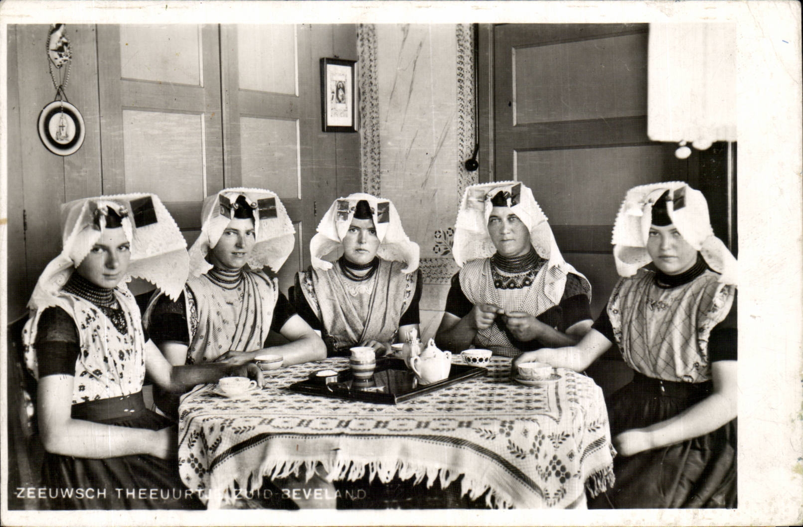 CPA Pays Bas zeewsch Theeyrtj Azuid Veveland Folklore Costume