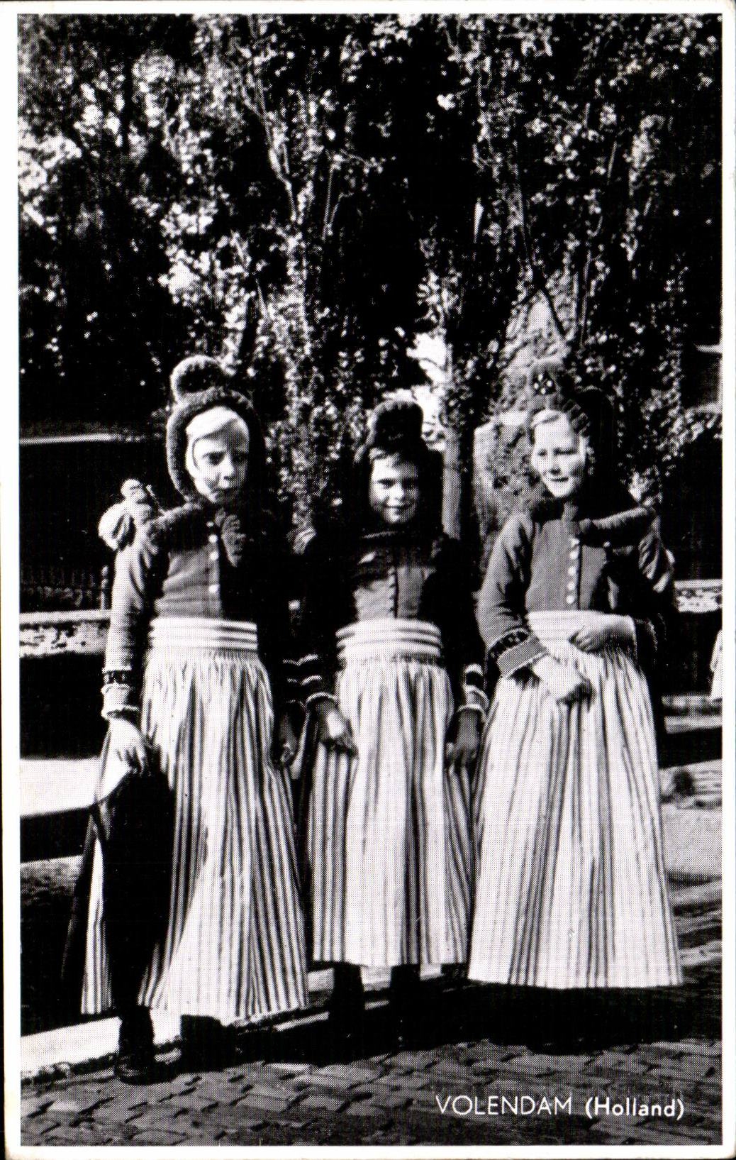 Nederland - Holland - Pays Bas - Voldendam - Meid - Folklore - Costumes - CPA 
