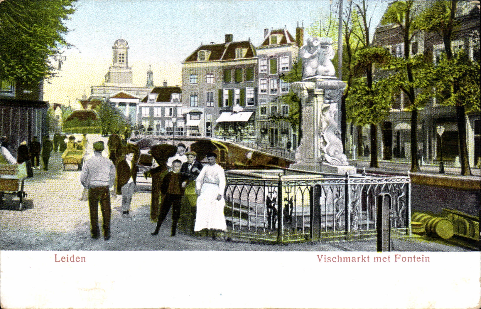 Nederland - Holland - Pays Bas - Leiden - Vischmarkt met Fontein - CPA 