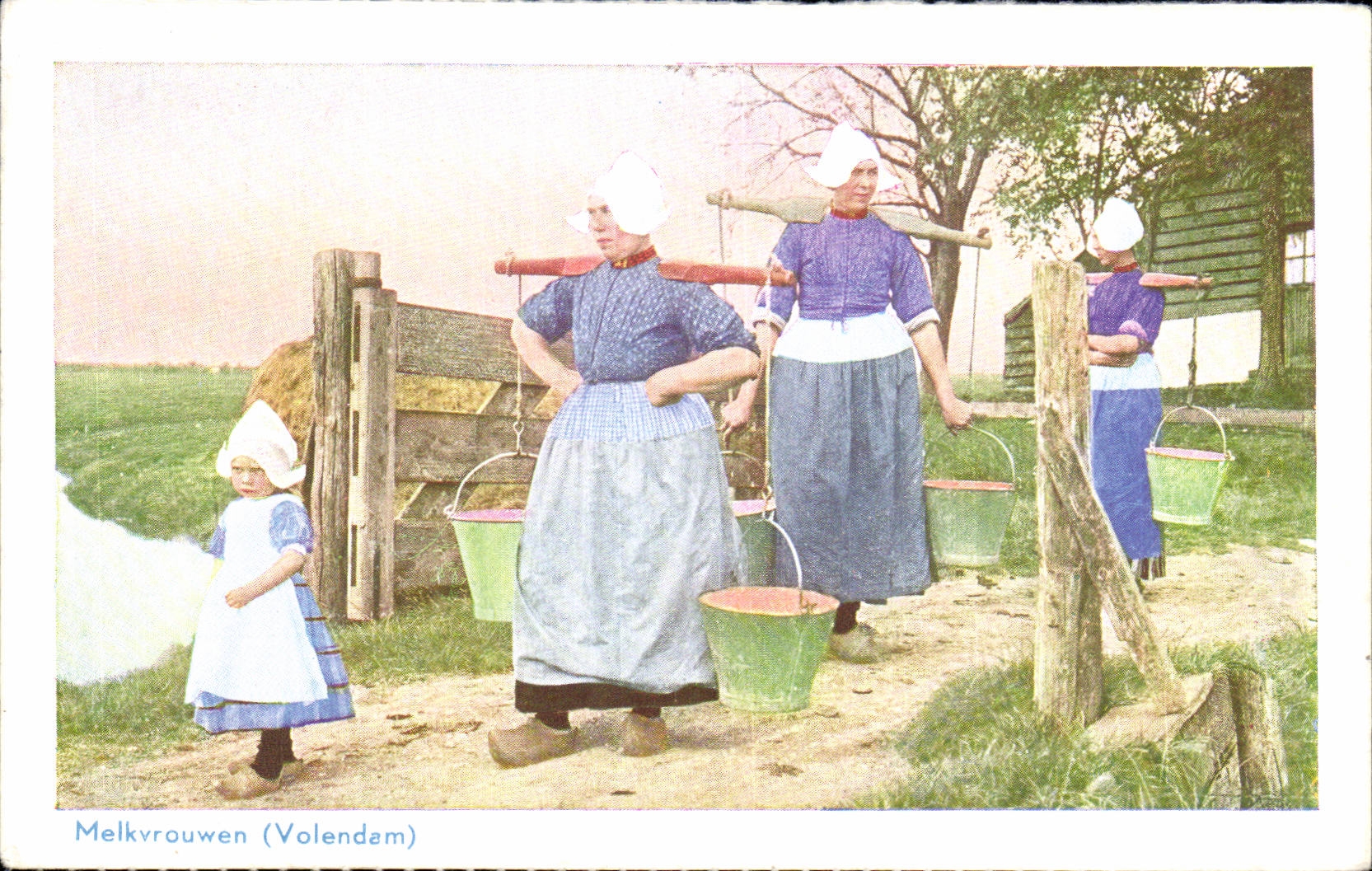 CPA Pays Bas Melvrouwen Voldendam Holland Folklore Costume