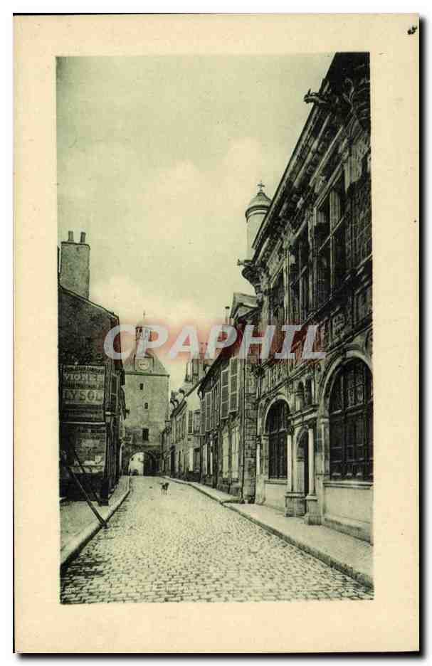 Beaune — L'Hôtel de Ville et la Tour de l'Horloge — Éditeur Lévy et Neutreins, Paris