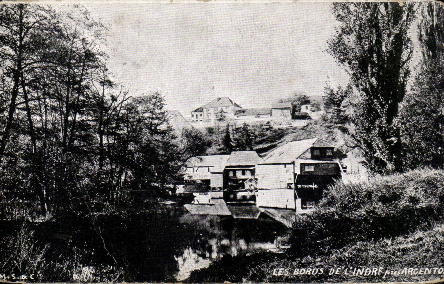 CPA Argenton sur Creuse Les bords de l'Indre pres Argenton