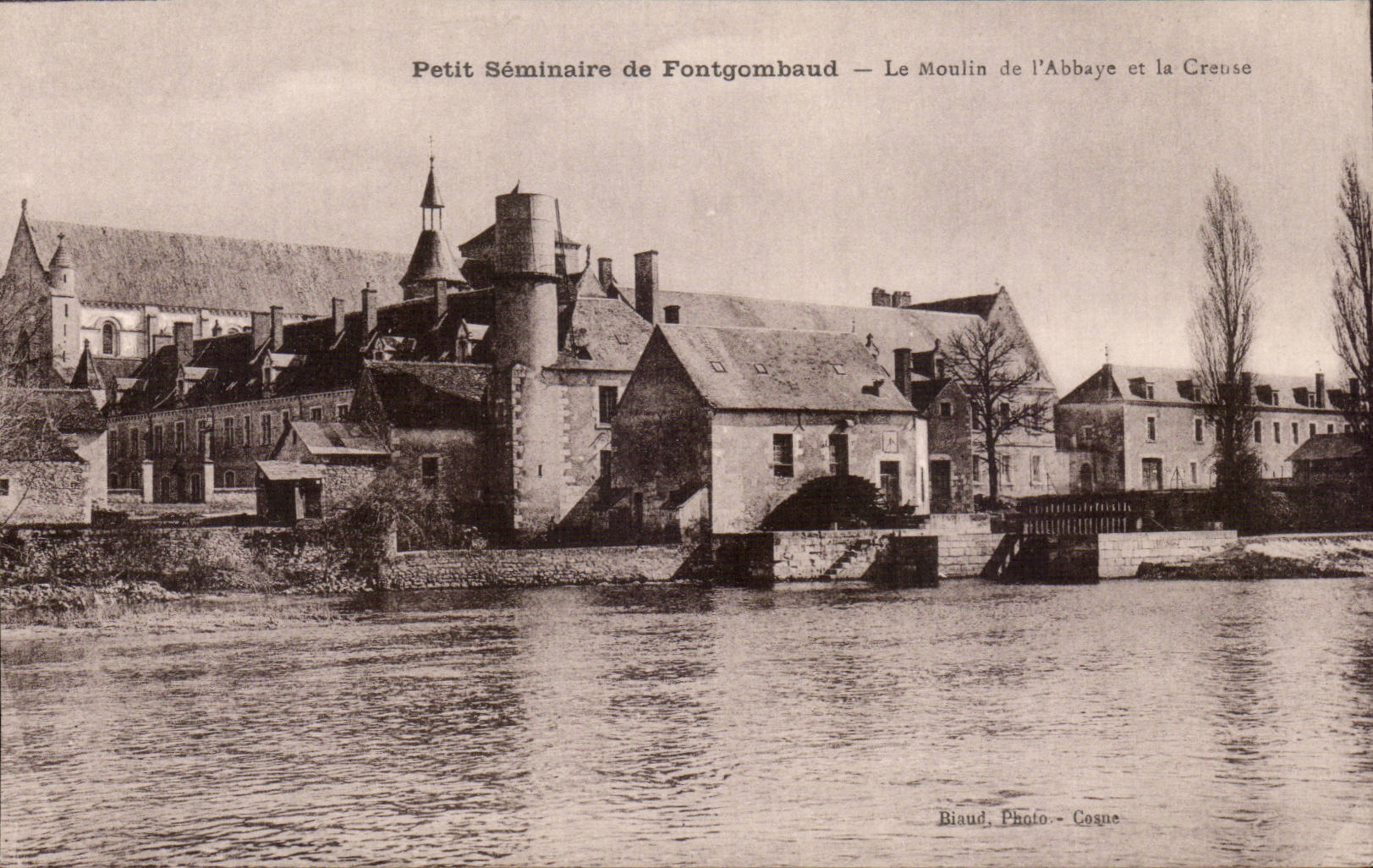 CPA Petit seminaire de Fontgombaud Le moulin de l'abbaye et la Creuse 