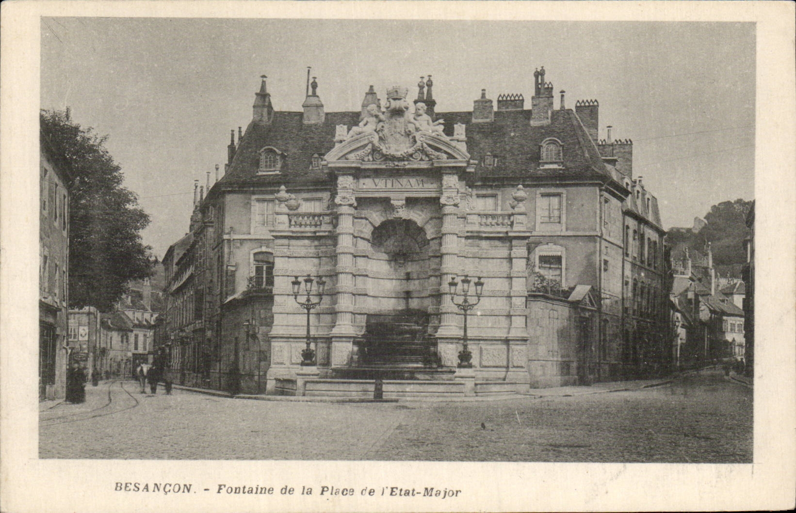 Besançon - Fontaine de la Place de l'Etat-Major — éditeur Pl. Diamme, n°25